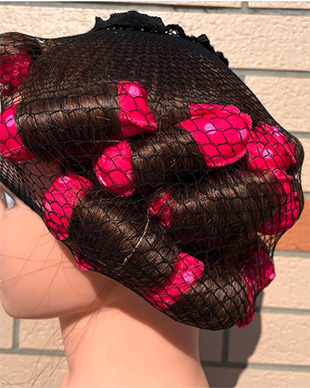 Wire closure pillow rollers made of sponge and fabric, with bendable ends for securing curls