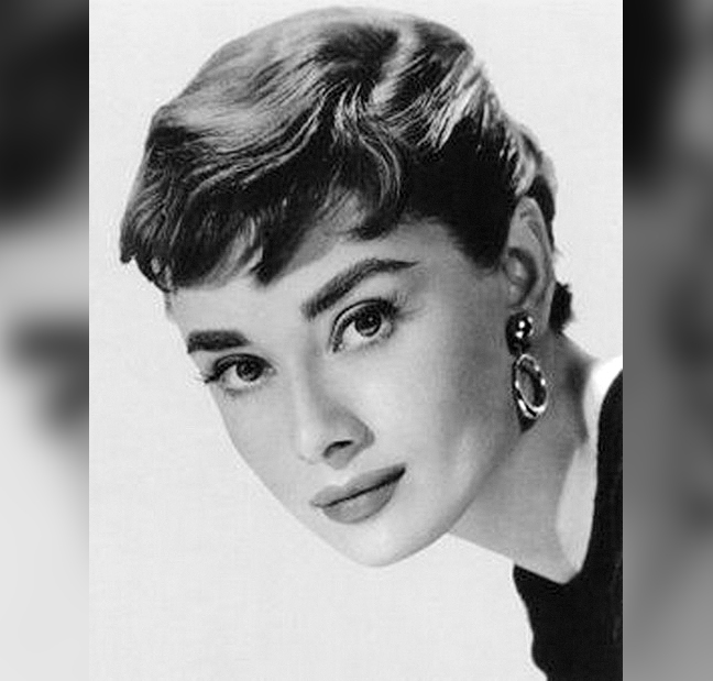 VM Audrey Hepburn Short 1950s 1960s Hairstyle 02 